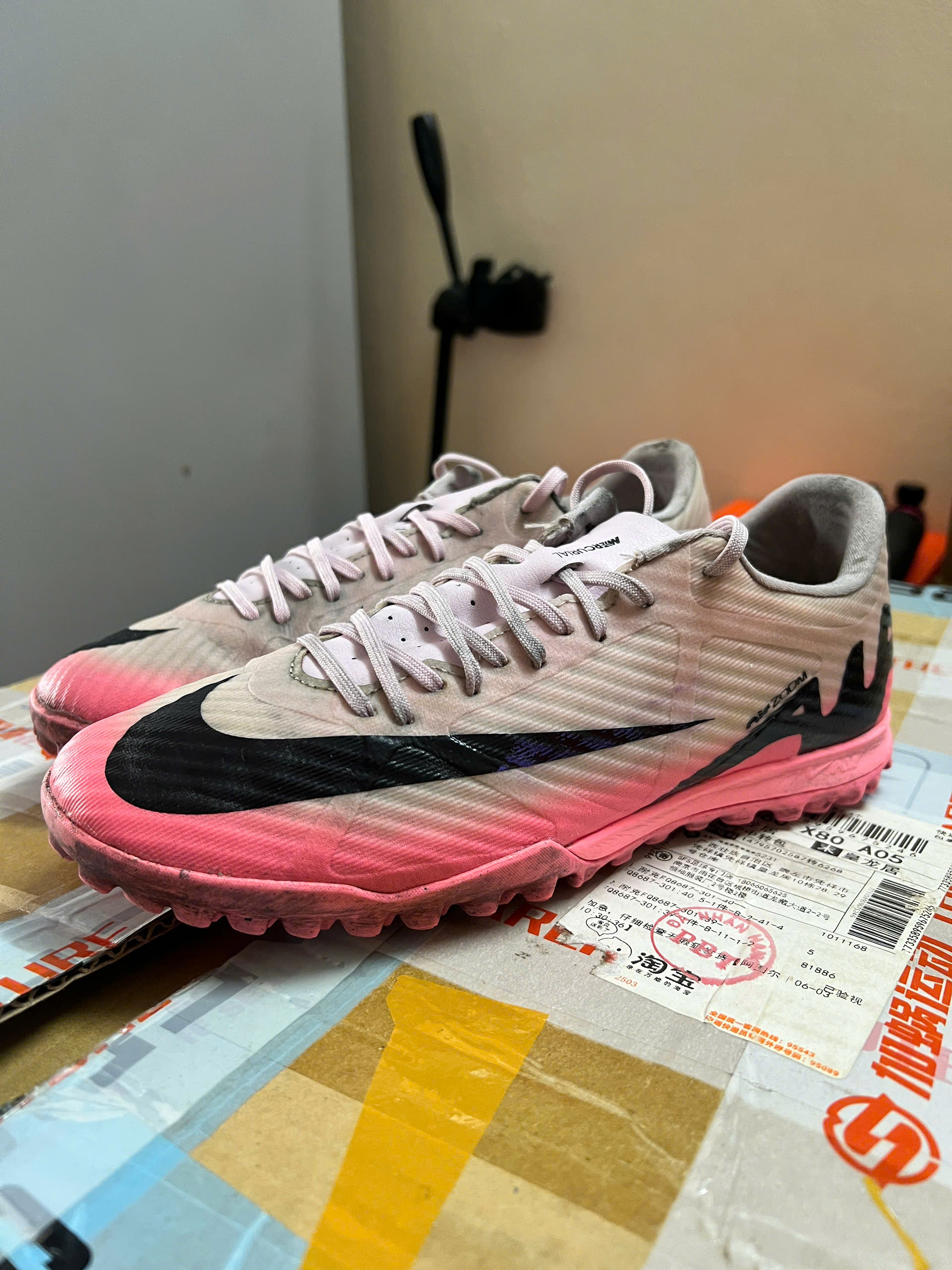 Nike Mercurial Vapor 15 academy hồng euro size 40 lướt DJ5635-601